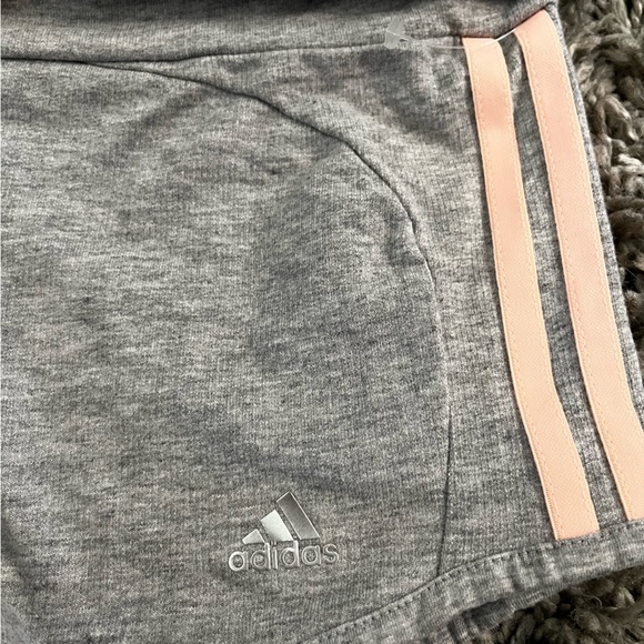 Adidas Girls Sz 11/12 Shorts - Picture 2 of 4